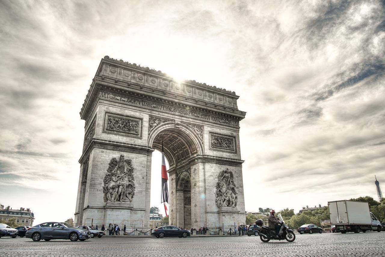 Diakritisch smog Laatste Arc de Triomphe - Paris Forever