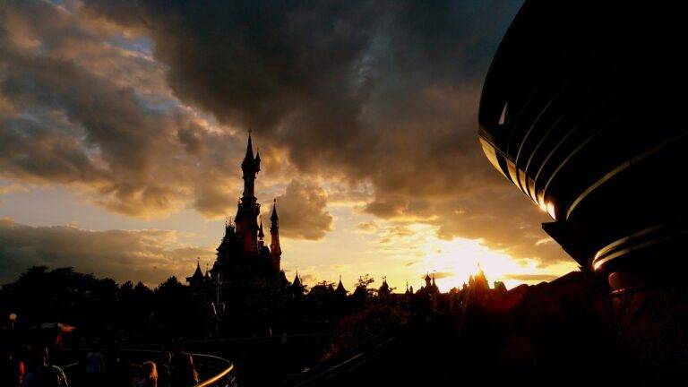 disneyland pluie