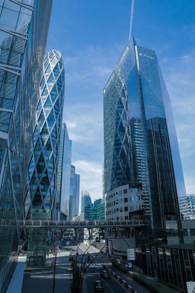 quartier la defense paris